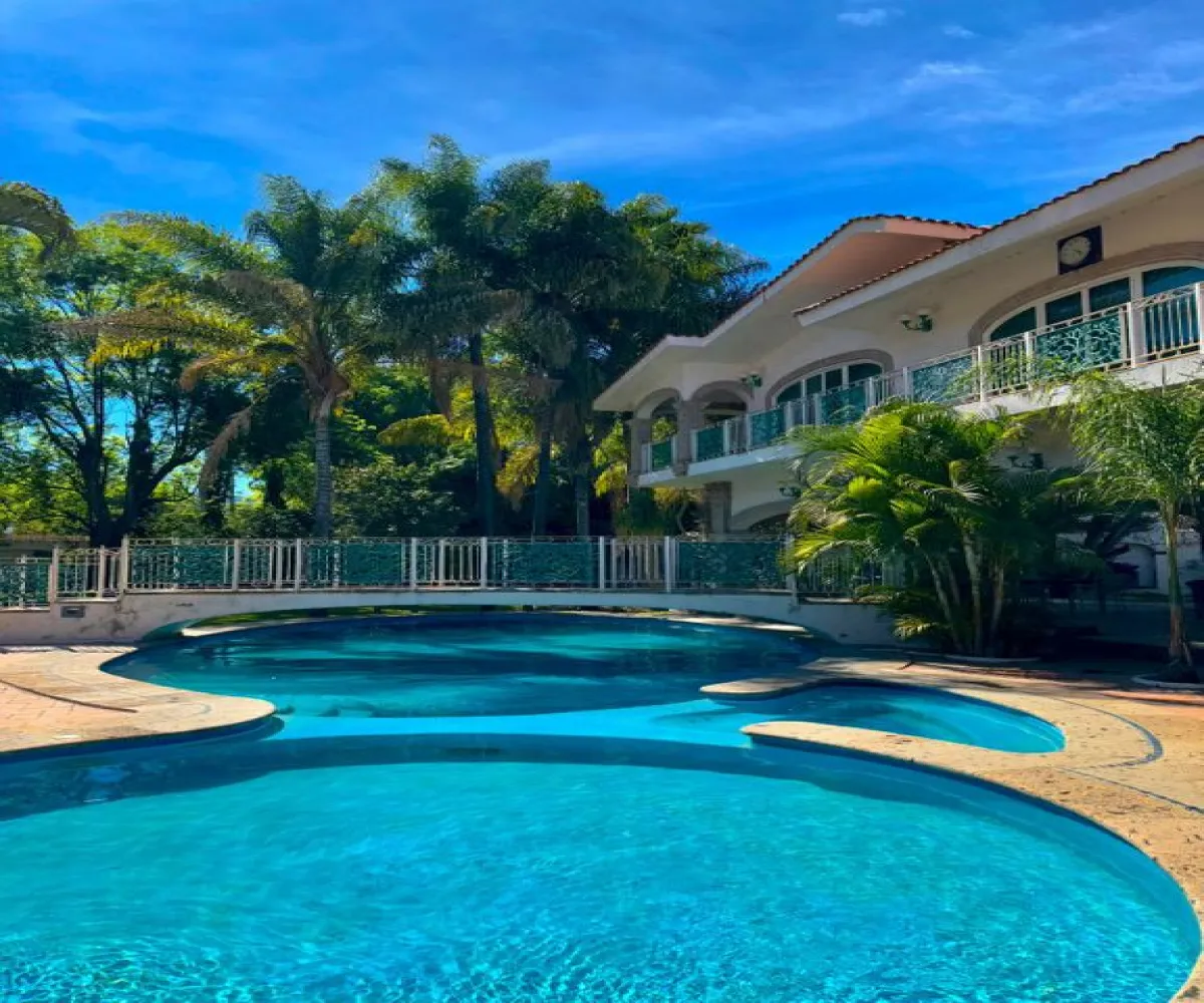 Casa En Venta,FRACCIONAMIENTO BUENAVISTA,AVENIDA BUENA VISTA 9, Tlajomulco de Zúñiga, Jalisco 45640, 5 Habitaciones,6 Baños,AVENIDA BUENA VISTA ,1,pePgSLL