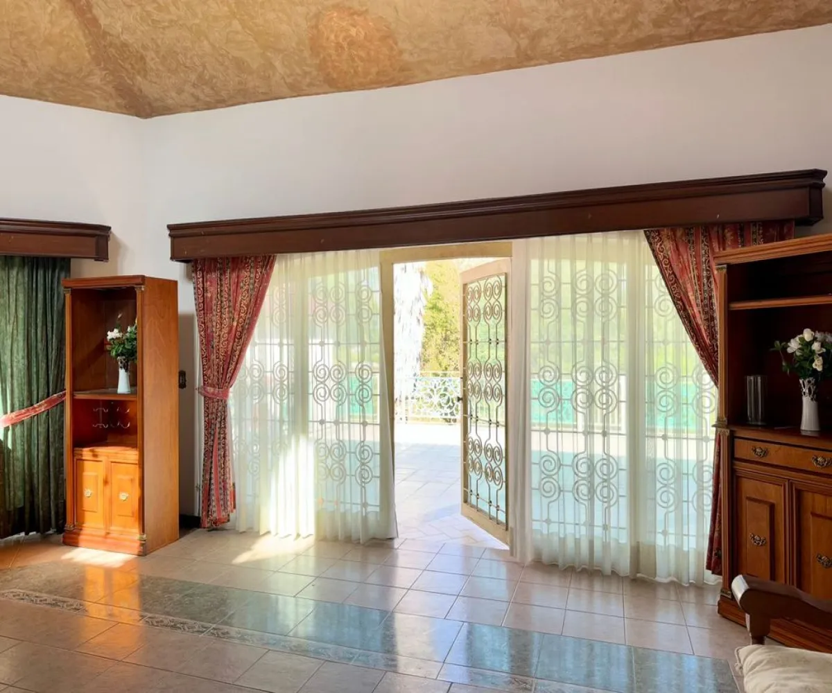 Casa En Venta,FRACCIONAMIENTO BUENAVISTA,AVENIDA BUENA VISTA 9, Tlajomulco de Zúñiga, Jalisco 45640, 5 Habitaciones,6 Baños,AVENIDA BUENA VISTA ,1,pePgSLL