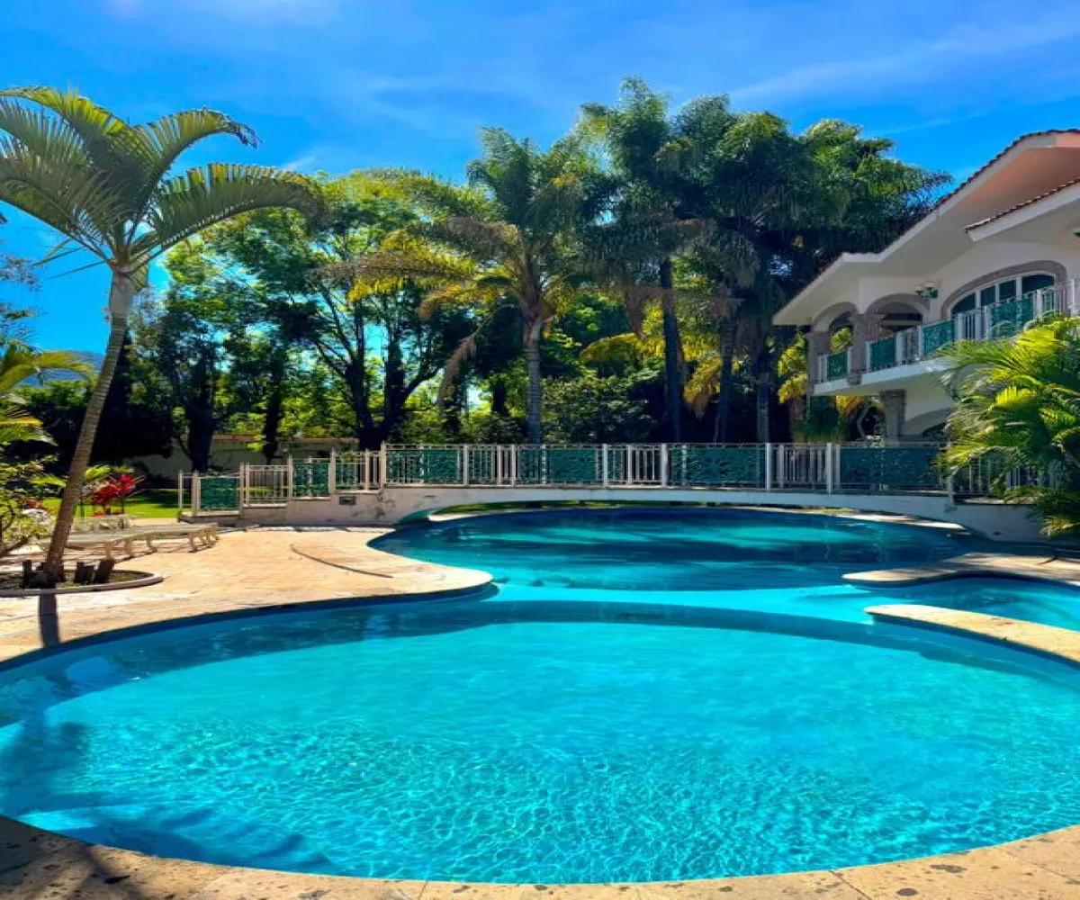 Casa En Venta,FRACCIONAMIENTO BUENAVISTA,AVENIDA BUENA VISTA 9, Tlajomulco de Zúñiga, Jalisco 45640, 5 Habitaciones,6 Baños,AVENIDA BUENA VISTA ,1,pePgSLL