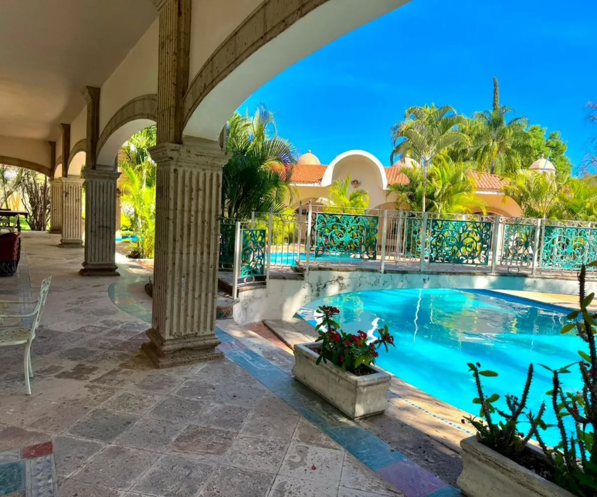 Casa En Venta,FRACCIONAMIENTO BUENAVISTA,AVENIDA BUENA VISTA 9, Tlajomulco de Zúñiga, Jalisco 45640, 5 Habitaciones,6 Baños,AVENIDA BUENA VISTA ,1,pePgSLL