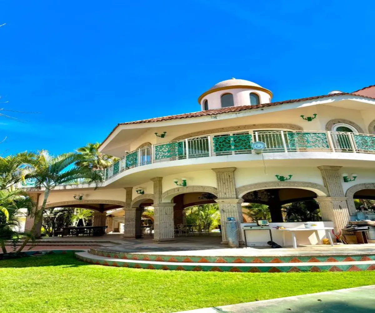 Casa En Venta,FRACCIONAMIENTO BUENAVISTA,AVENIDA BUENA VISTA 9, Tlajomulco de Zúñiga, Jalisco 45640, 5 Habitaciones,6 Baños,AVENIDA BUENA VISTA ,1,pePgSLL