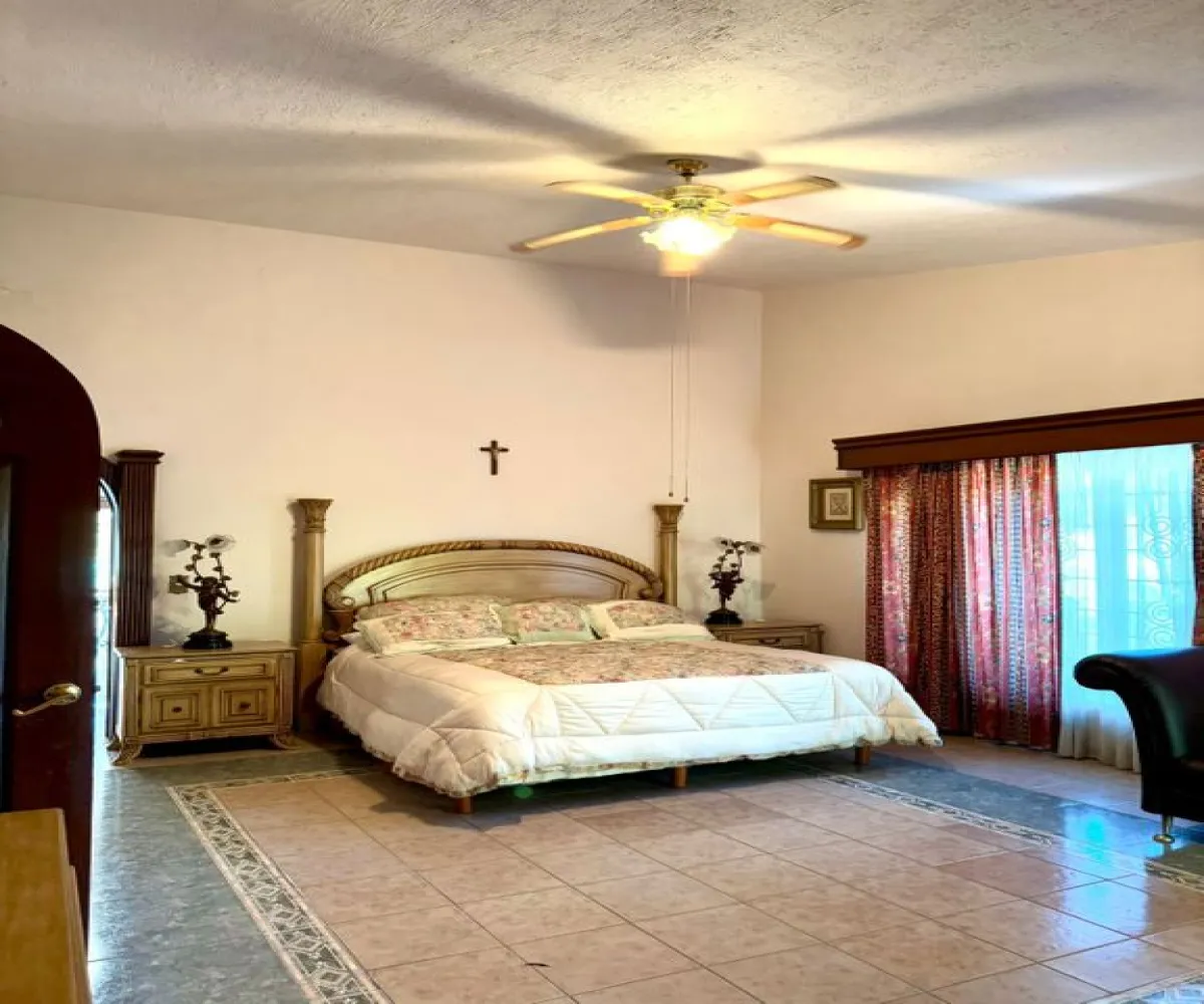 Casa En Venta,FRACCIONAMIENTO BUENAVISTA,AVENIDA BUENA VISTA 9, Tlajomulco de Zúñiga, Jalisco 45640, 5 Habitaciones,6 Baños,AVENIDA BUENA VISTA ,1,pePgSLL