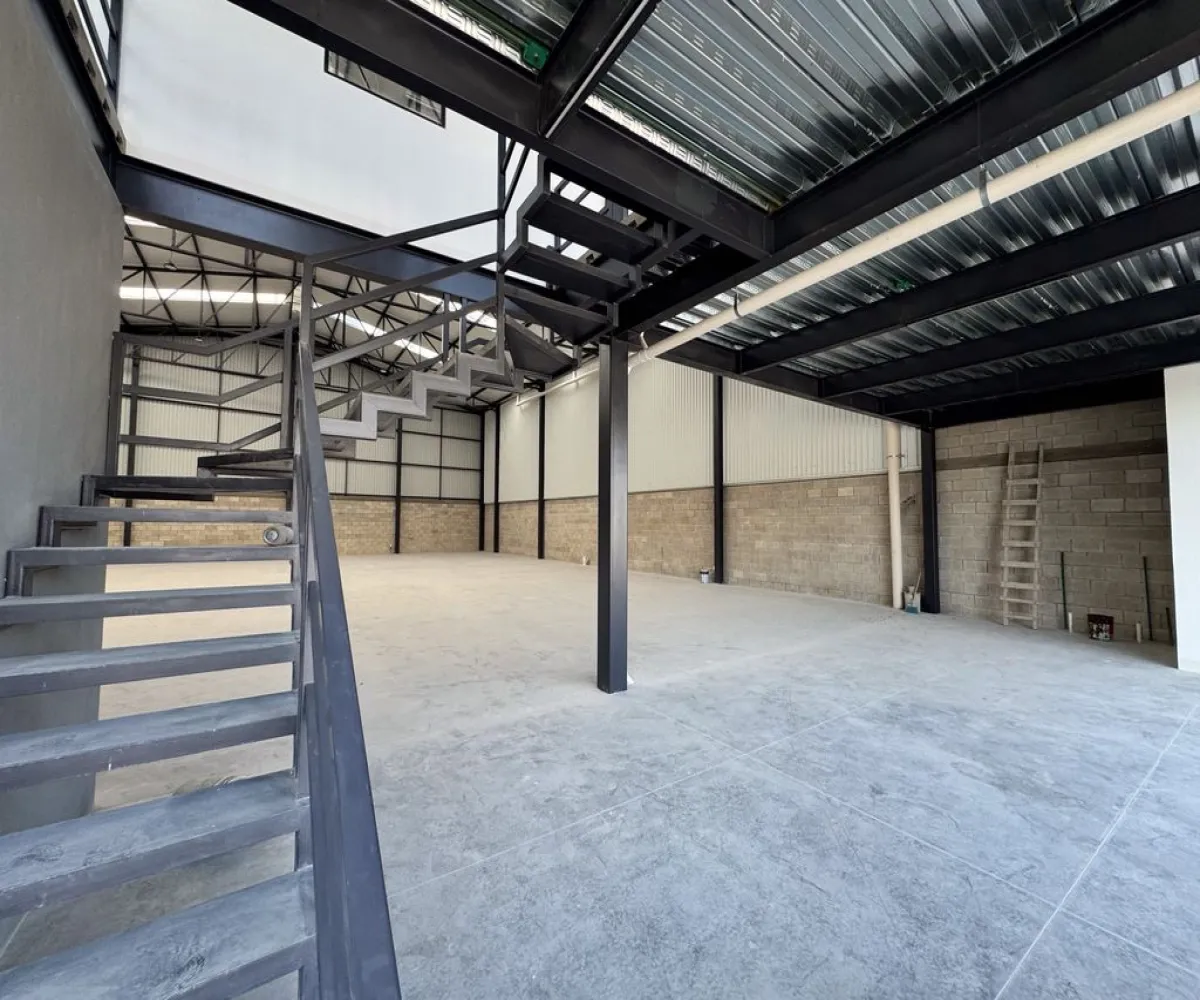 Industrial En Venta,Camino a San Isidro Mazatepec 4978, Tlajomulco de Zúñiga, Jalisco 45640,1 Baño,Camino a San Isidro Mazatepec,2,p8bL38p