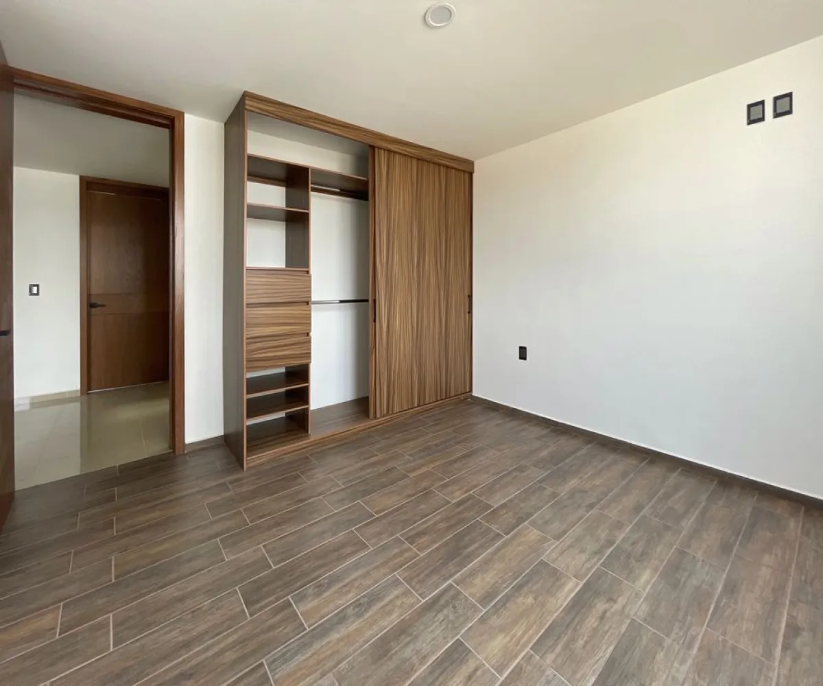 Casa En Venta,Valle Imperial,palmira 1235, Zapopan, Jalisco 45134, 3 Habitaciones,2 Baños,palmira,3,pKY1NjZ