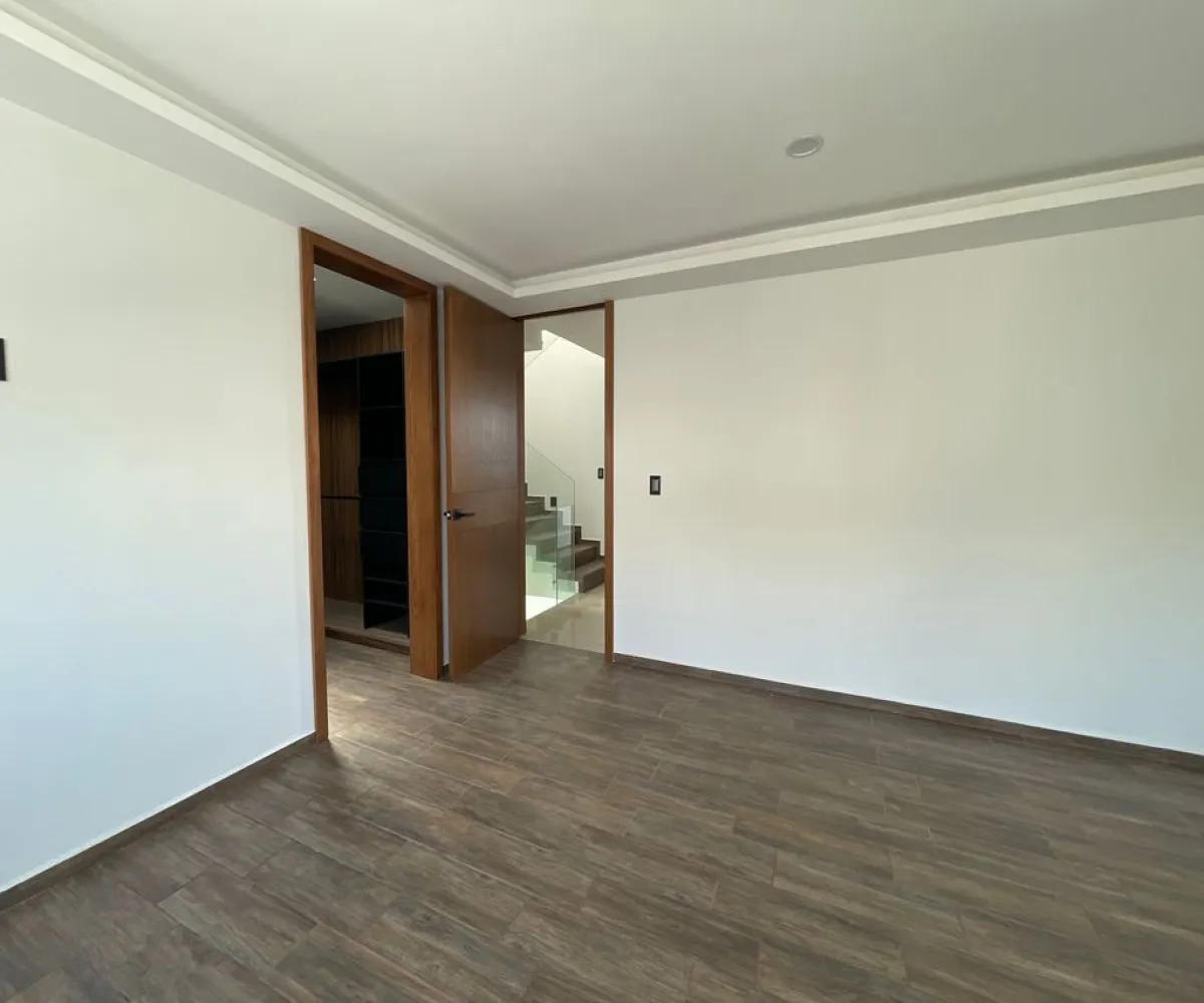 Casa En Venta,Valle Imperial,palmira 1235, Zapopan, Jalisco 45134, 3 Habitaciones,2 Baños,palmira,3,pKY1NjZ