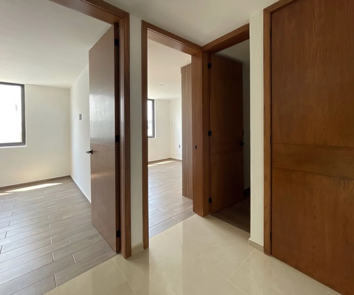 Casa En Venta,Valle Imperial,palmira 1235, Zapopan, Jalisco 45134, 3 Habitaciones,2 Baños,palmira,3,pKY1NjZ