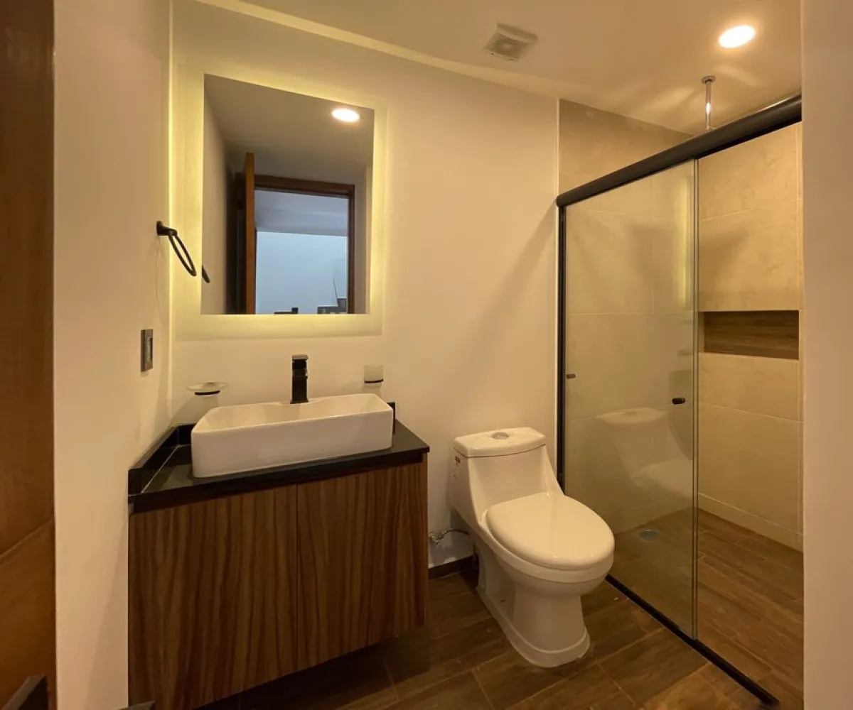 Casa En Venta,Valle Imperial,palmira 1235, Zapopan, Jalisco 45134, 3 Habitaciones,2 Baños,palmira,3,pKY1NjZ