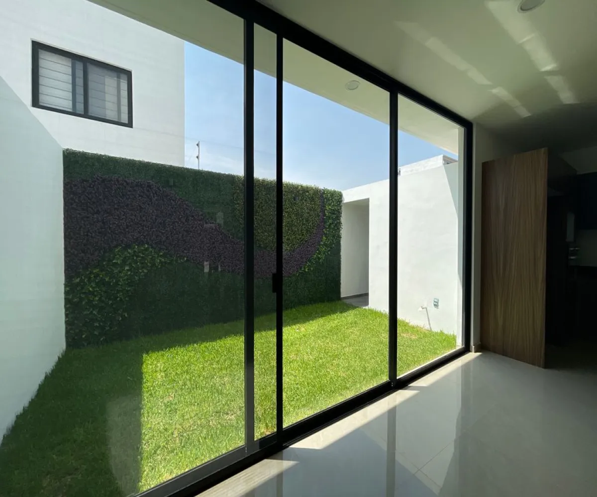 Casa En Venta,Valle Imperial,palmira 1235, Zapopan, Jalisco 45134, 3 Habitaciones,2 Baños,palmira,3,pKY1NjZ