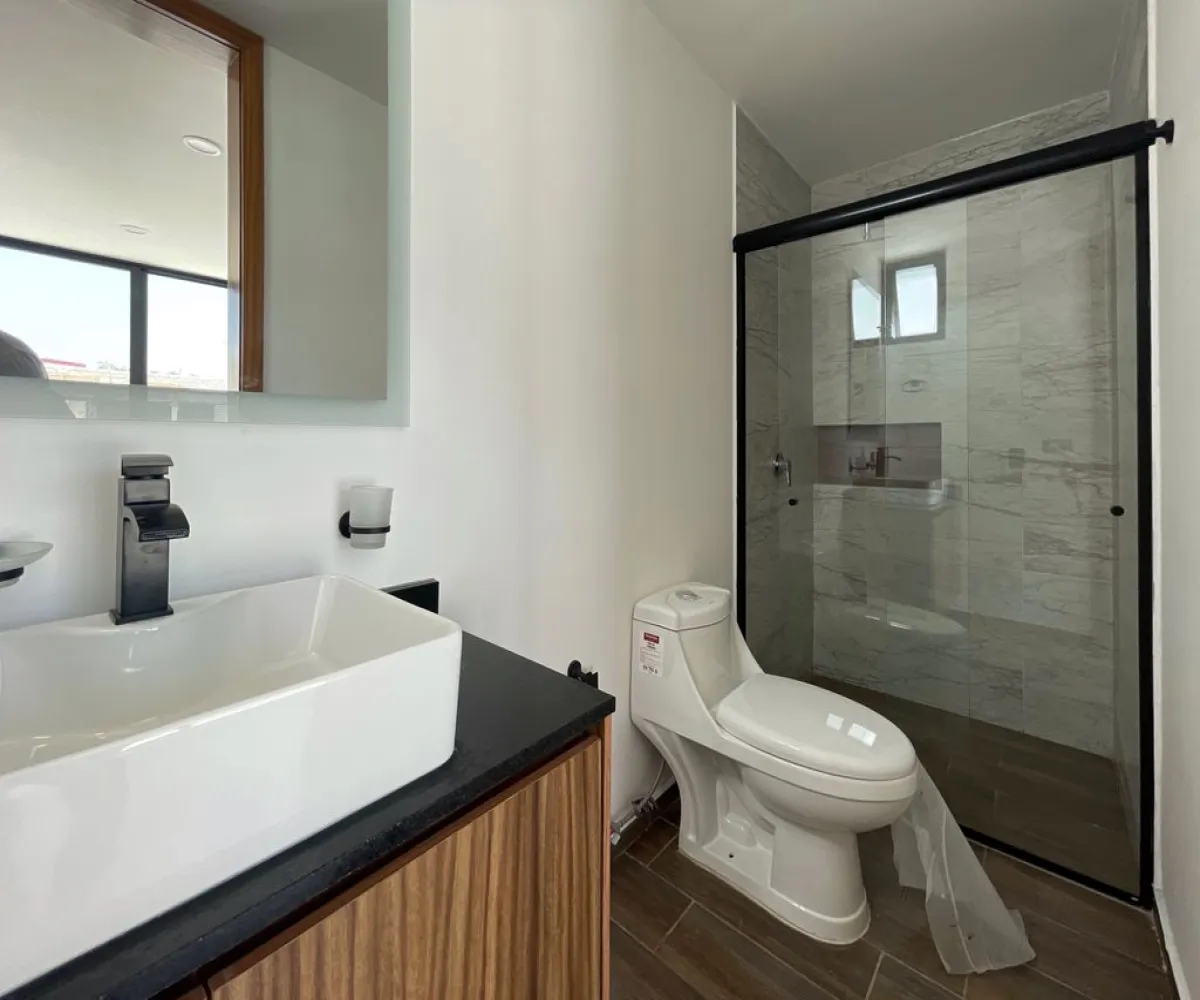 Casa En Venta,Valle Imperial,palmira 1235, Zapopan, Jalisco 45134, 3 Habitaciones,2 Baños,palmira,3,pKY1NjZ