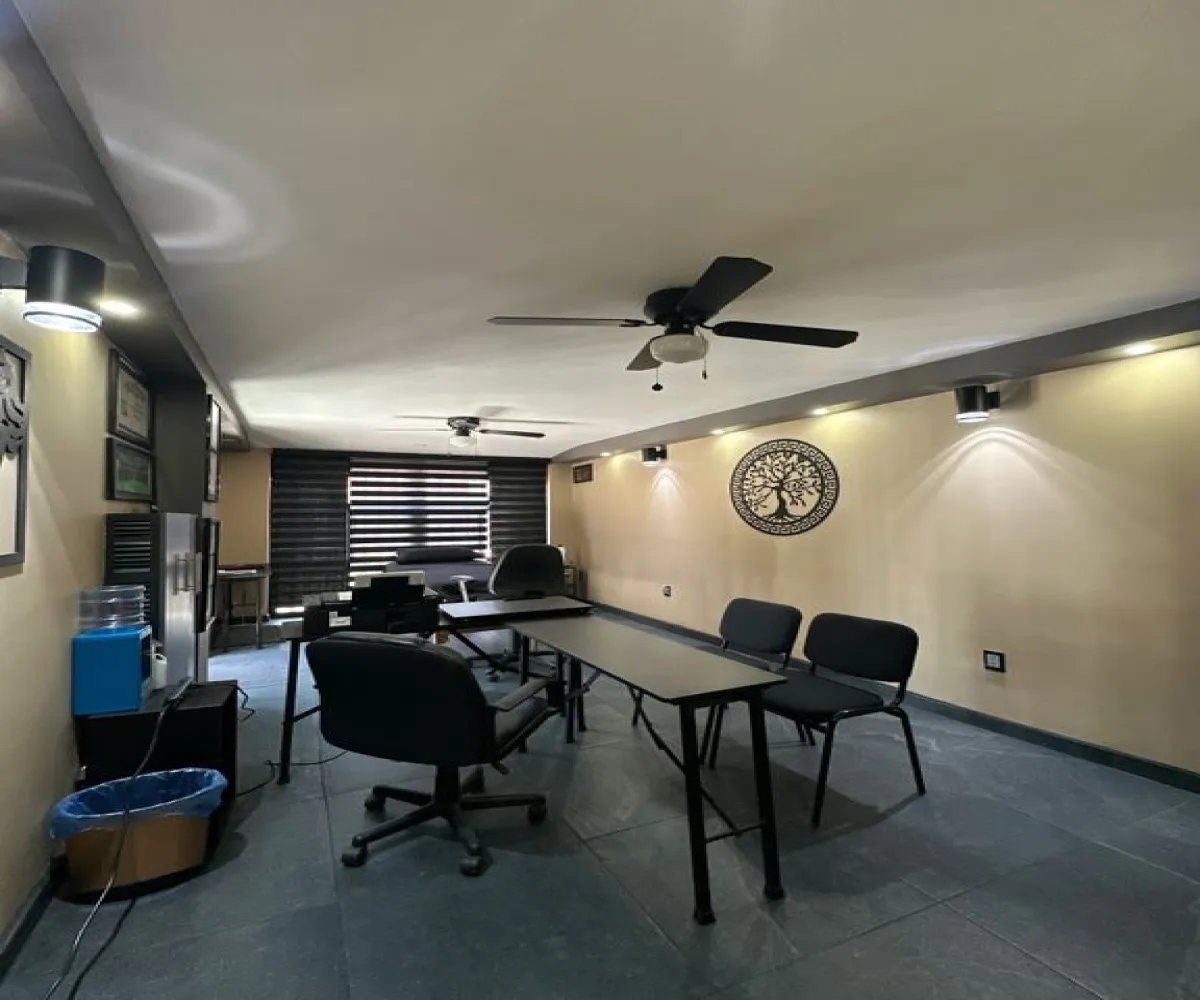 Casa En Venta,Jardines de La Paz,Emiliano Zapata 530, San Pedro Tlaquepaque, Jalisco 45519, 3 Habitaciones,2 Baños,Emiliano Zapata,2,pOQZ6aX