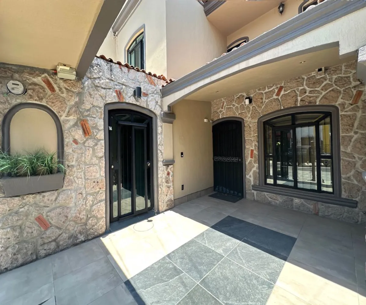 Casa En Venta,Jardines de La Paz,Emiliano Zapata 530, San Pedro Tlaquepaque, Jalisco 45519, 3 Habitaciones,2 Baños,Emiliano Zapata,2,pOQZ6aX