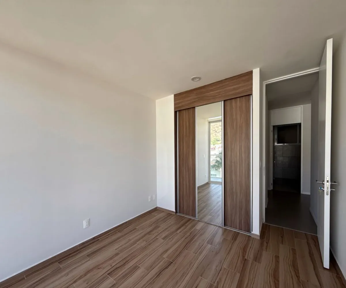 Departamento En Venta,La Rioja,Avenida Adolfo López Mateos Sur 7000 201, Tlajomulco de Zúñiga, Jalisco 45645, 2 Habitaciones,2 Baños,Avenida Adolfo López Mateos Sur,1,pTepiHt