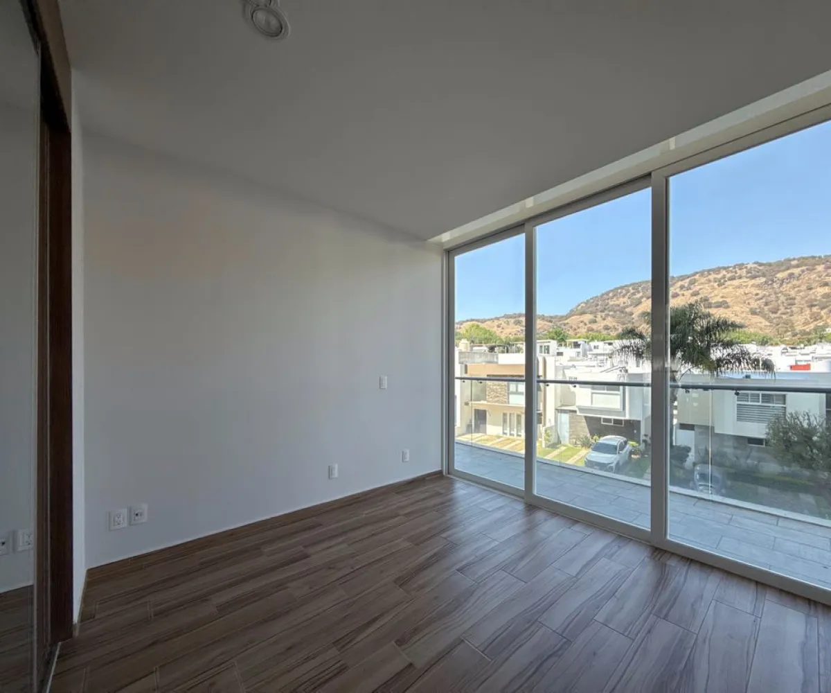 Departamento En Venta,La Rioja,Avenida Adolfo López Mateos Sur 7000 102, Tlajomulco de Zúñiga, Jalisco 45645, 2 Habitaciones,2 Baños,Avenida Adolfo López Mateos Sur,1,pW6yjrl