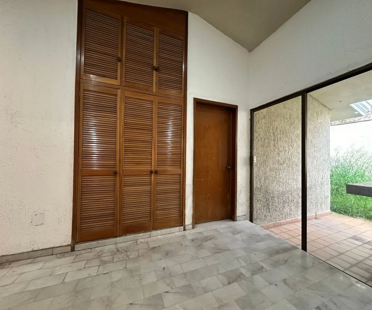 Casa En Venta,Seattle,México Independiente 765, Zapopan, Jalisco 45150, 5 Habitaciones,4 Baños,México Independiente,2,pXBEs54