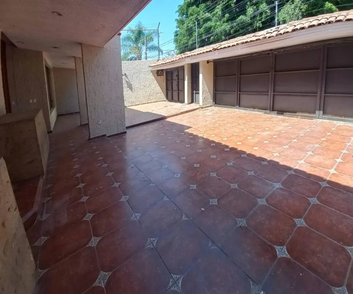 Casa En Venta,Seattle,México Independiente 765, Zapopan, Jalisco 45150, 5 Habitaciones,4 Baños,México Independiente,2,pXBEs54