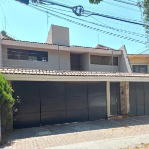 Casa En Venta,Seattle,México Independiente 765, Zapopan, Jalisco 45150, 5 Habitaciones,4 Baños,México Independiente,2,pXBEs54