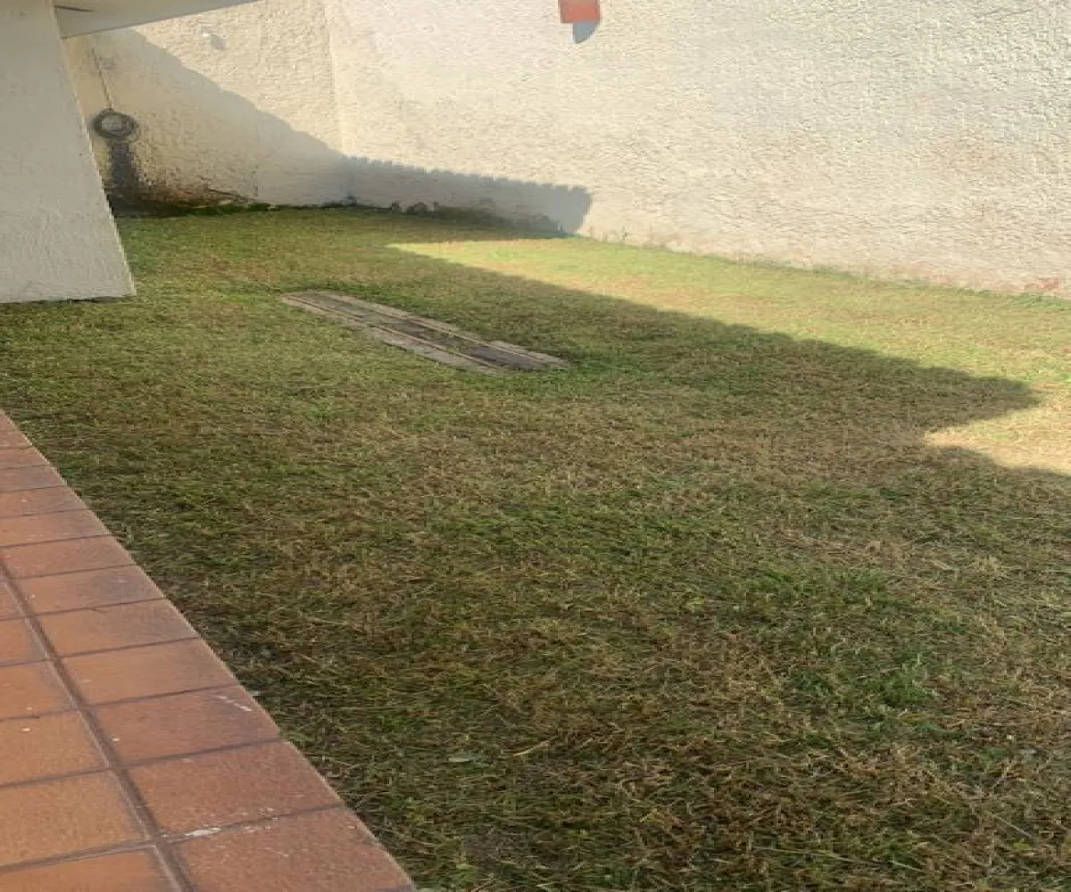 Casa En Venta,Seattle,México Independiente 765, Zapopan, Jalisco 45150, 5 Habitaciones,4 Baños,México Independiente,2,pXBEs54