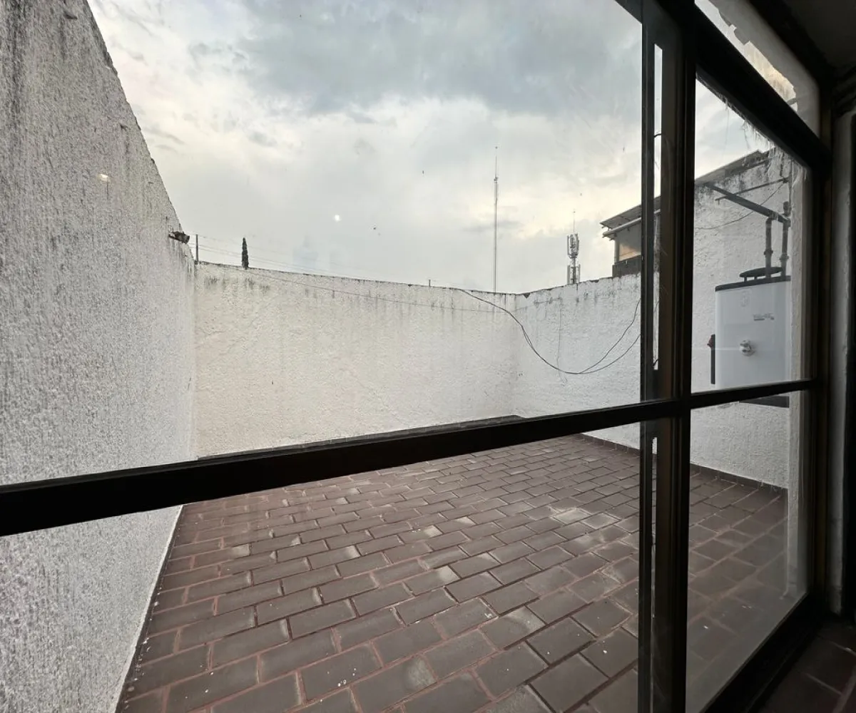 Casa En Venta,Seattle,México Independiente 765, Zapopan, Jalisco 45150, 5 Habitaciones,4 Baños,México Independiente,2,pXBEs54