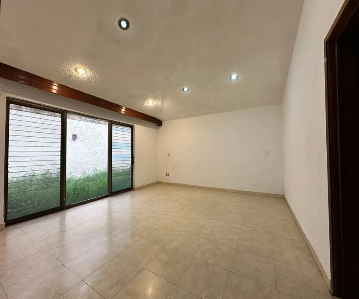 Casa En Venta,Seattle,México Independiente 765, Zapopan, Jalisco 45150, 5 Habitaciones,4 Baños,México Independiente,2,pXBEs54