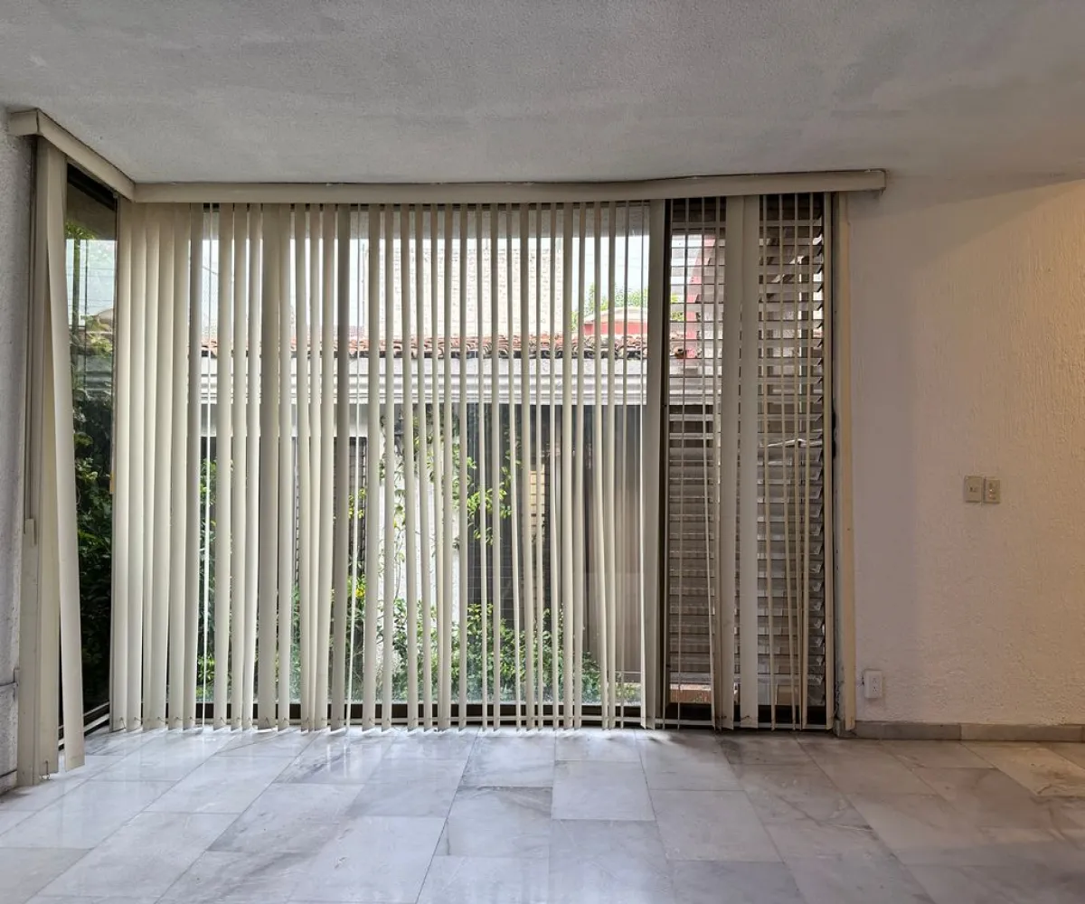 Casa En Venta,Seattle,México Independiente 765, Zapopan, Jalisco 45150, 5 Habitaciones,4 Baños,México Independiente,2,pXBEs54