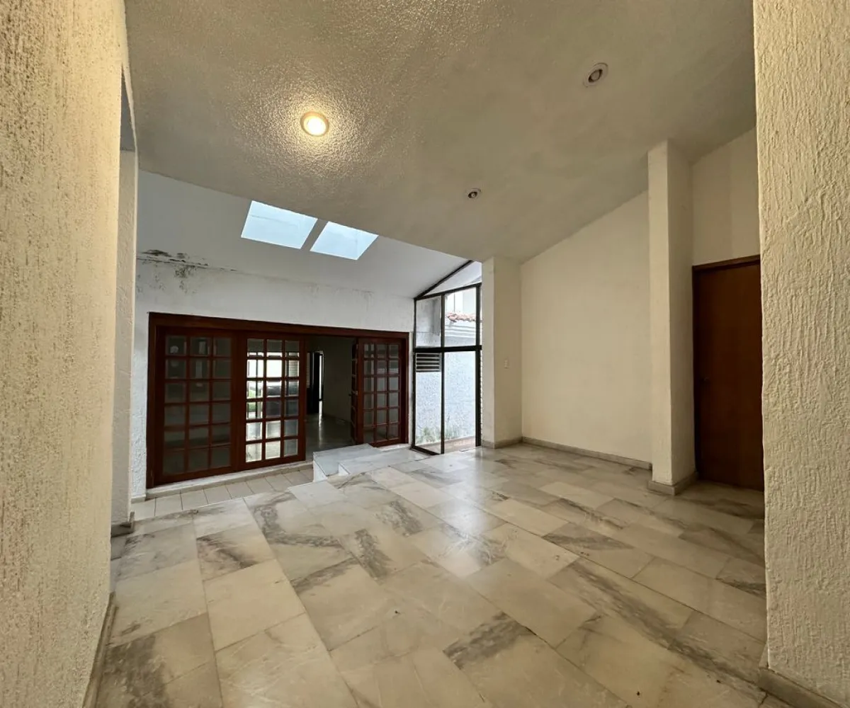 Casa En Venta,Seattle,México Independiente 765, Zapopan, Jalisco 45150, 5 Habitaciones,4 Baños,México Independiente,2,pXBEs54