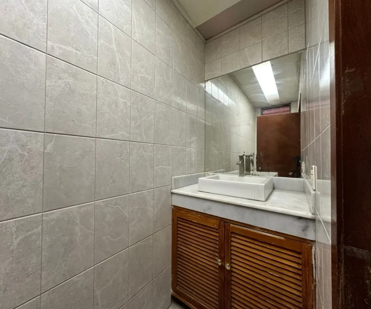 Casa En Venta,Seattle,México Independiente 765, Zapopan, Jalisco 45150, 5 Habitaciones,4 Baños,México Independiente,2,pXBEs54