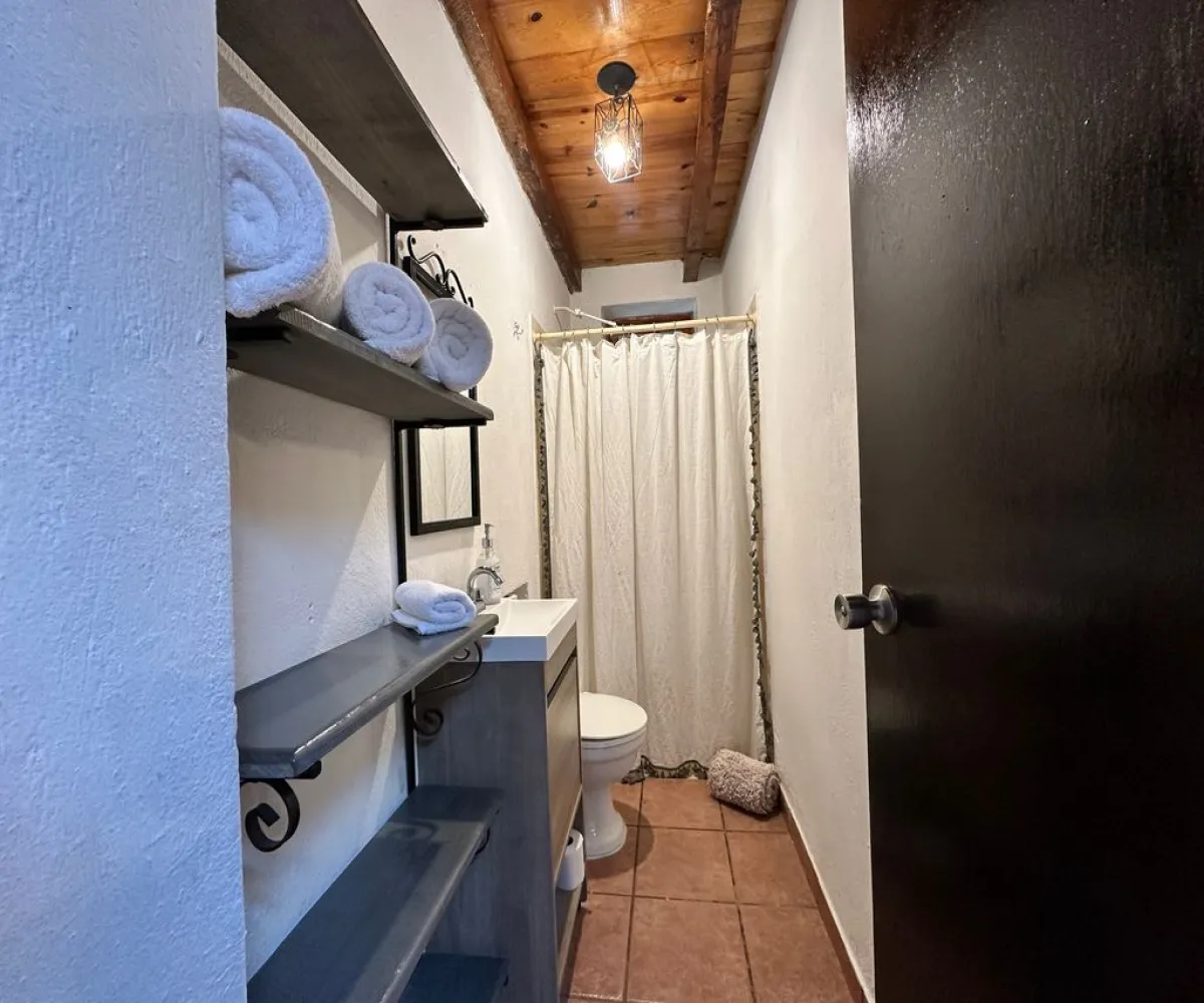 Casa En Venta,Mazamitla ,Carretera mazamitla-Valle de Juarez S/N, Mazamitla, Jalisco 49500, 8 Habitaciones,5 Baños,Carretera mazamitla-Valle de Juarez,1,paaRoSL