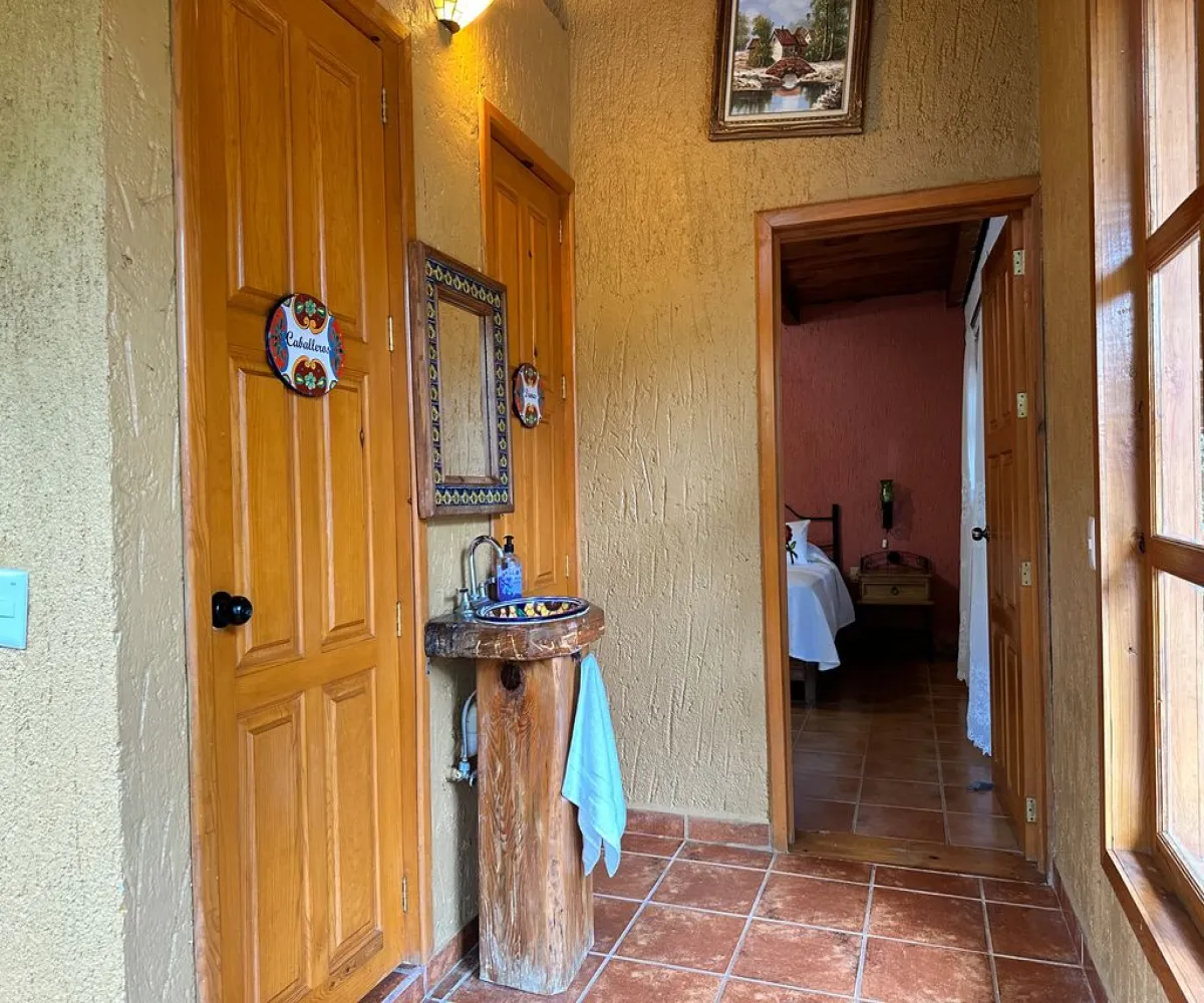 Casa En Venta,Mazamitla ,Carretera mazamitla-Valle de Juarez S/N, Mazamitla, Jalisco 49500, 8 Habitaciones,5 Baños,Carretera mazamitla-Valle de Juarez,1,paaRoSL