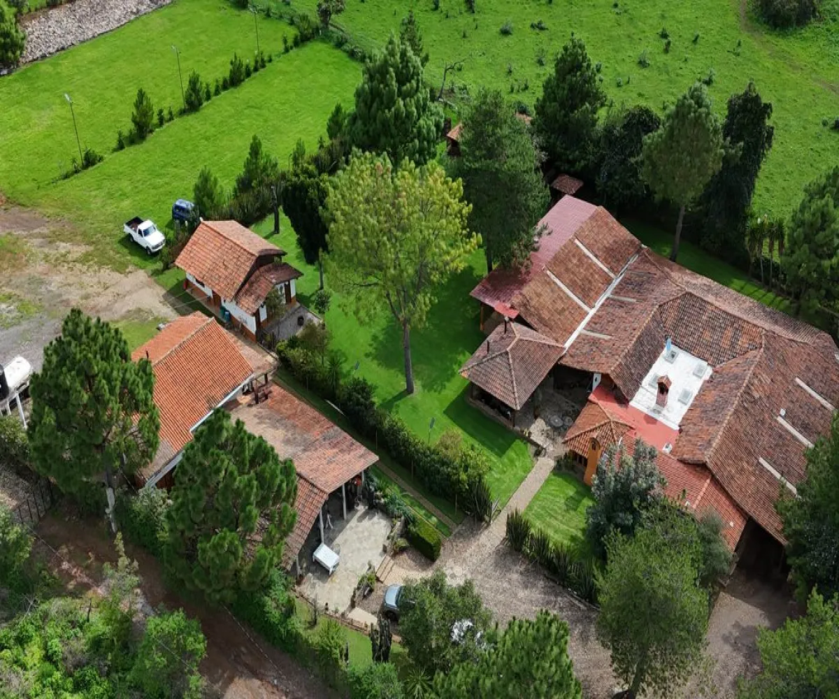 Casa En Venta,Mazamitla ,Carretera mazamitla-Valle de Juarez S/N, Mazamitla, Jalisco 49500, 8 Habitaciones,5 Baños,Carretera mazamitla-Valle de Juarez,1,paaRoSL