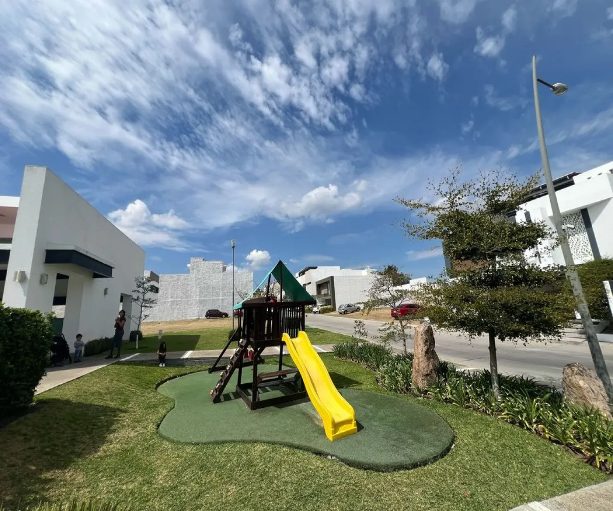 Terreno En Venta,Parque Metropolitano,Avenida de San Juan 10 Coto Yucas, Zapopan, Jalisco 45037,Avenida de San Juan,pXht9Mc