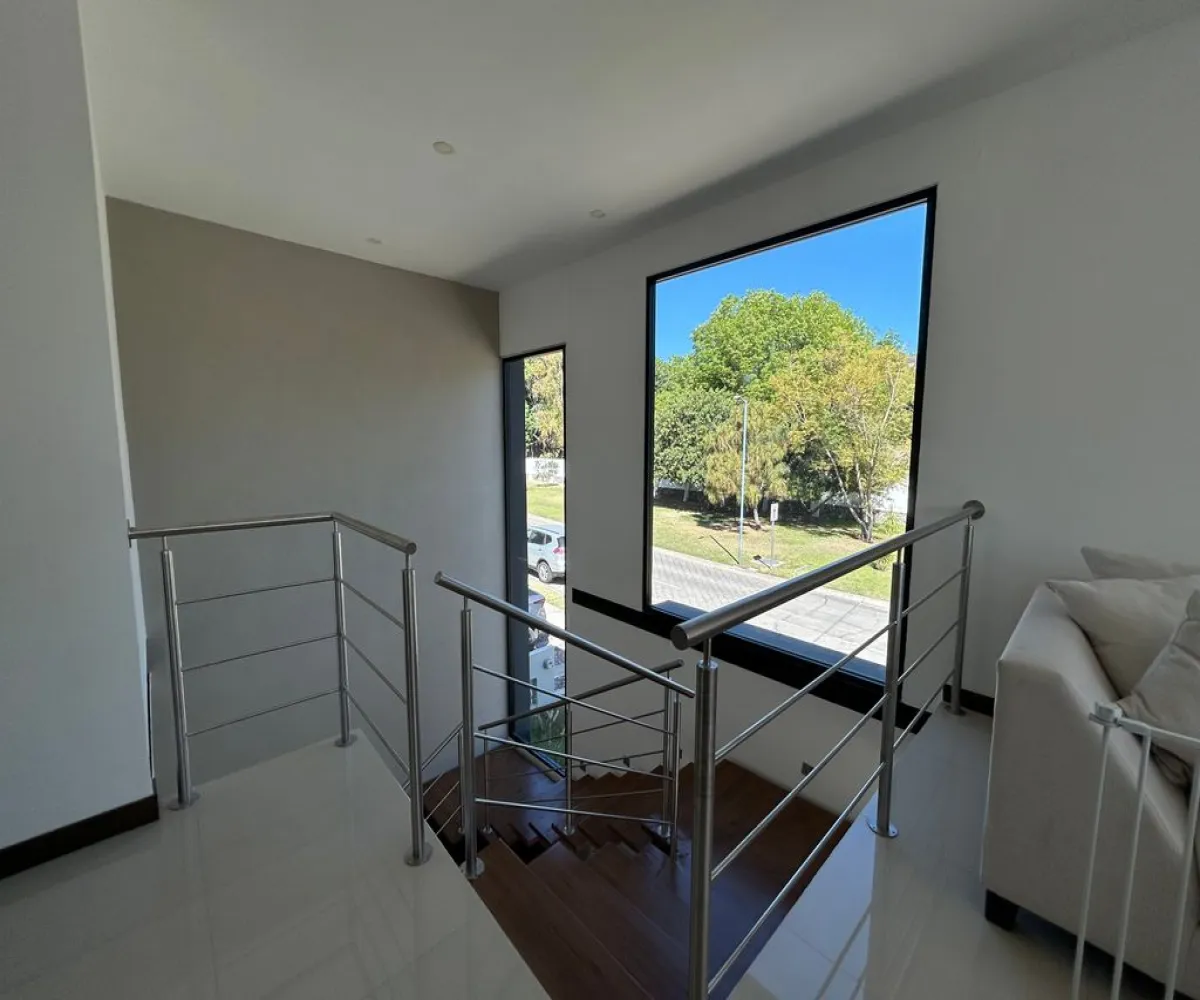 Casa En Venta,Coto Arbolada,Avenida Arbolada Bosques de Santa Anita 245, Tlajomulco de Zúñiga, Jalisco 45640, 3 Habitaciones,3 Baños,Avenida Arbolada Bosques de Santa Anita,2,p2H7Udo