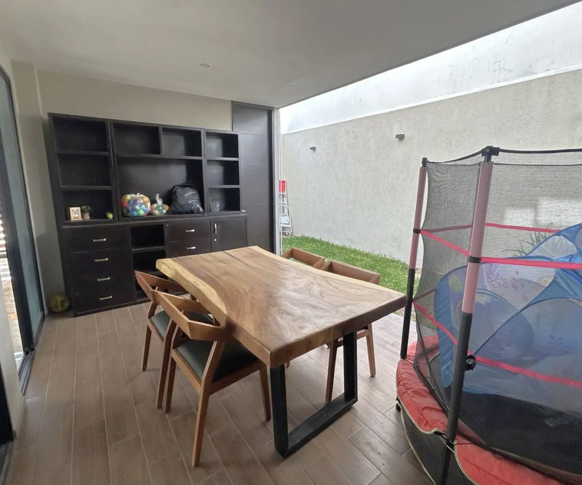 Casa En Venta,Coto Arbolada,Avenida Arbolada Bosques de Santa Anita 245, Tlajomulco de Zúñiga, Jalisco 45640, 3 Habitaciones,3 Baños,Avenida Arbolada Bosques de Santa Anita,2,p2H7Udo