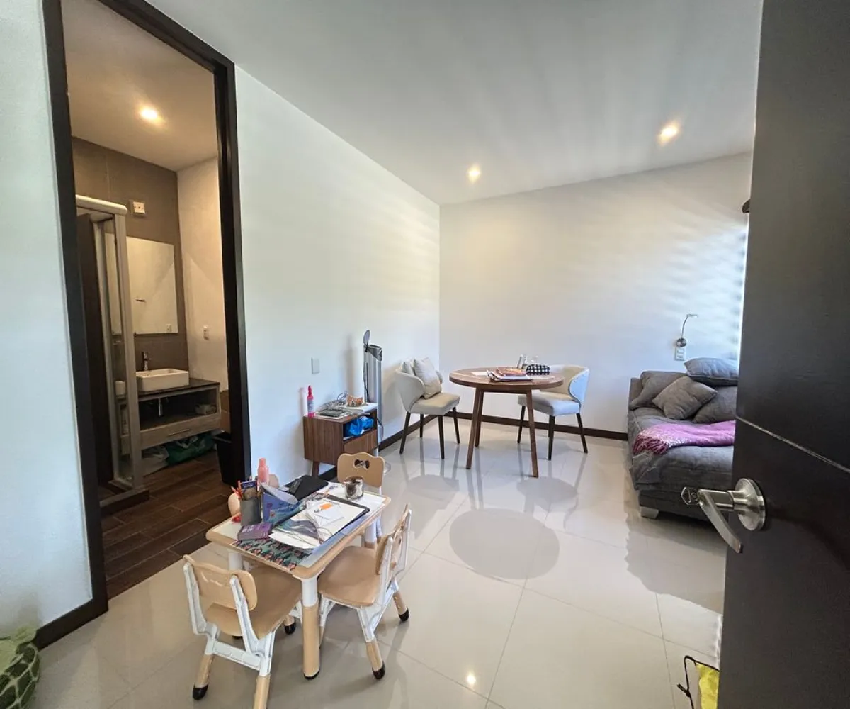 Casa En Venta,Coto Arbolada,Avenida Arbolada Bosques de Santa Anita 245, Tlajomulco de Zúñiga, Jalisco 45640, 3 Habitaciones,3 Baños,Avenida Arbolada Bosques de Santa Anita,2,p2H7Udo