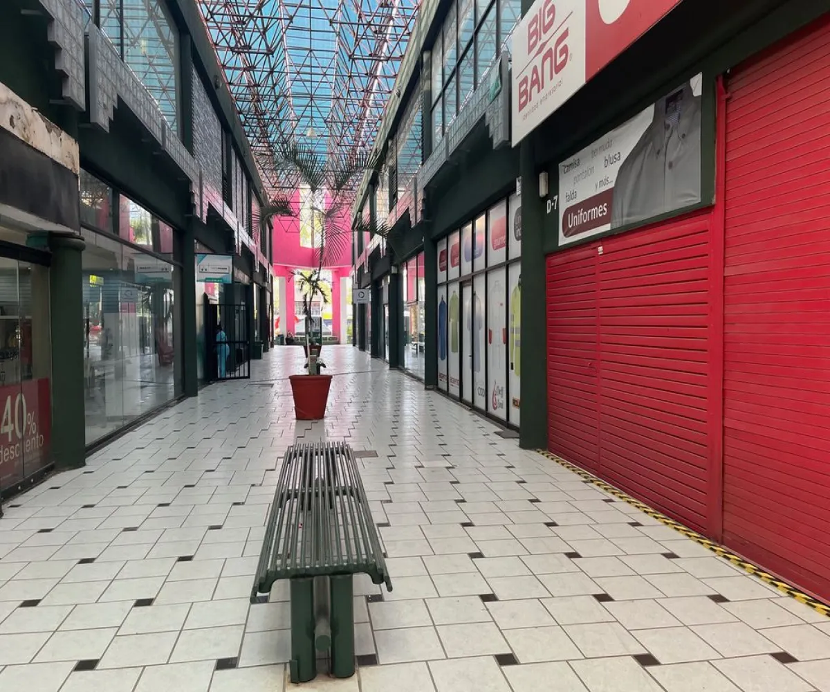 Local En Venta,Vallarta Poniente,Avenida Ignacio L Vallarta 3233 D11, Guadalajara, Jalisco 44110,Avenida Ignacio L Vallarta,2,pHEnRsV