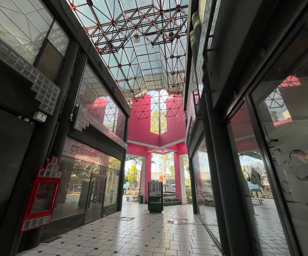 Local En Venta,Vallarta Poniente,Avenida Ignacio L Vallarta 3233 D11, Guadalajara, Jalisco 44110,Avenida Ignacio L Vallarta,2,pHEnRsV