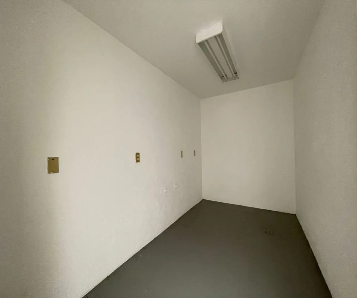 Bodega En Renta,Jocotán,Calle Allende 18, Zapopan, Jalisco 45017,5 Baños,Calle Allende,1,pZNDLnF