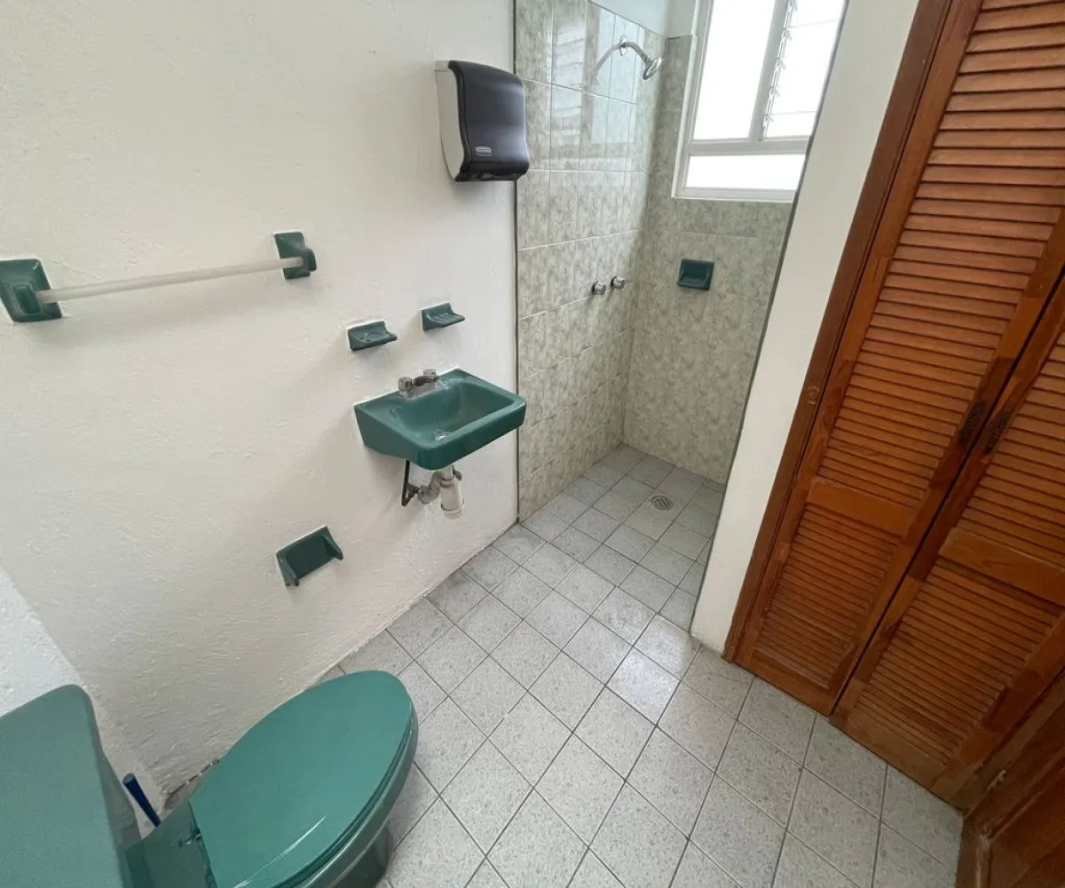 Bodega En Renta,Jocotán,Calle Allende 18, Zapopan, Jalisco 45017,5 Baños,Calle Allende,1,pZNDLnF