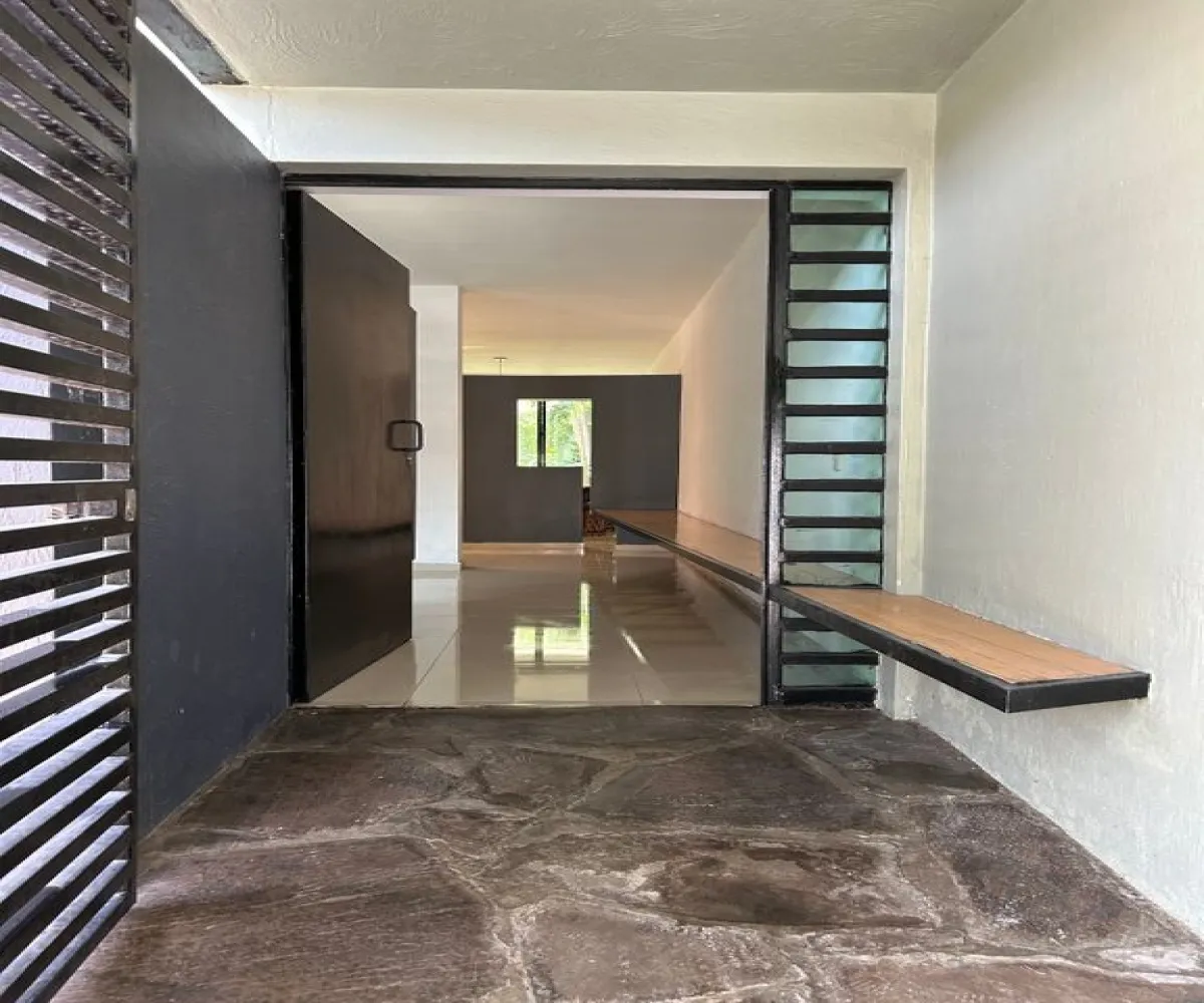 Casa En Venta,Prados Tepeyac,PRADO DE LOS TABACHINES S/N, Zapopan, Jalisco 45050, 4 Habitaciones,3 Baños,PRADO DE LOS TABACHINES,2,pmc7UdI