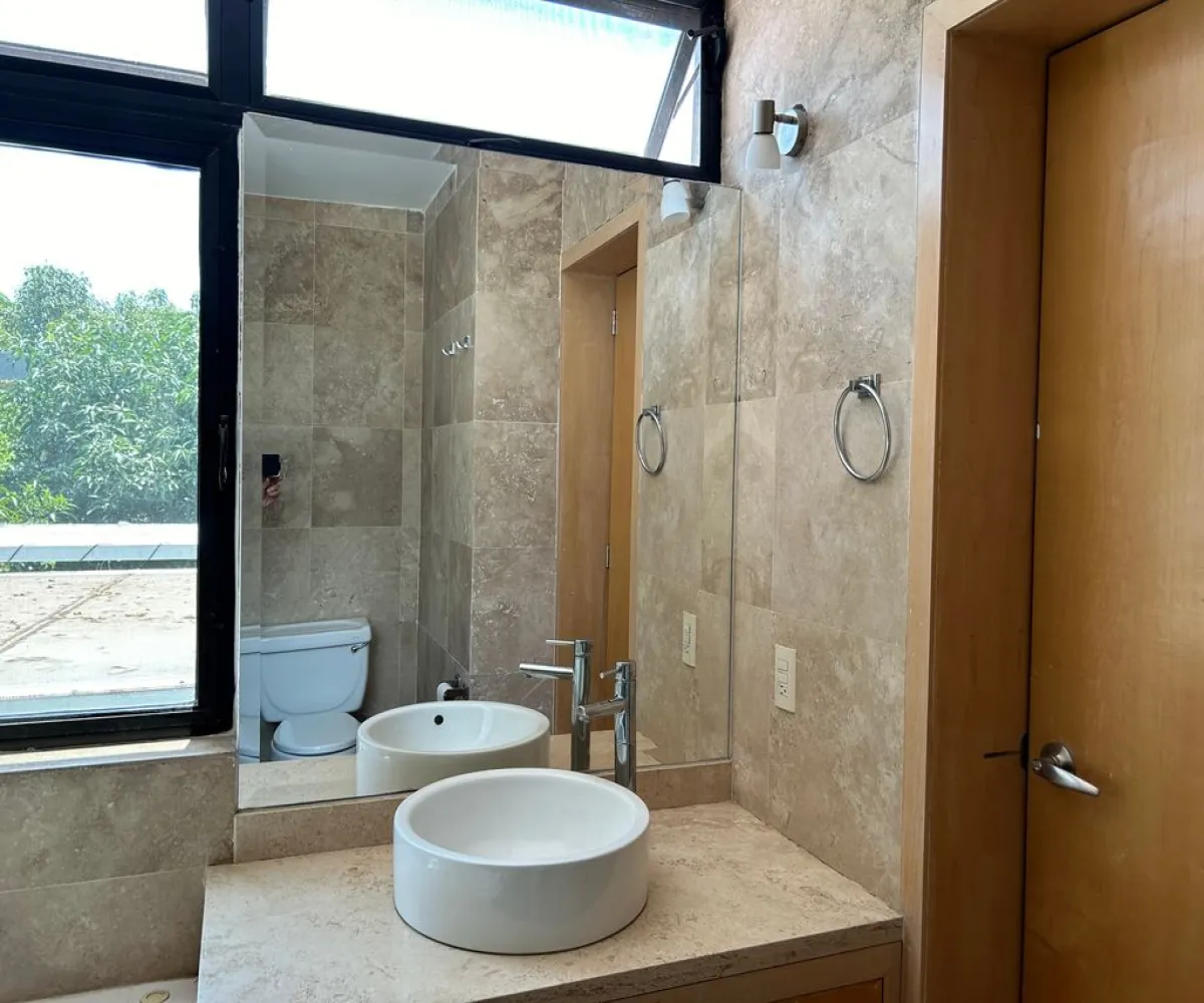 Casa En Venta,Prados Tepeyac,PRADO DE LOS TABACHINES S/N, Zapopan, Jalisco 45050, 4 Habitaciones,3 Baños,PRADO DE LOS TABACHINES,2,pmc7UdI