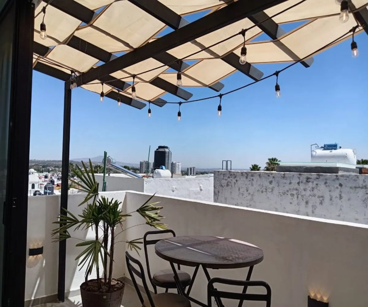 Casa En Venta,Real de Valdepeñas,Río Ebro S/N, Zapopan, Jalisco 45134, 4 Habitaciones,4 Baños,Río Ebro,3,p0lhK9K