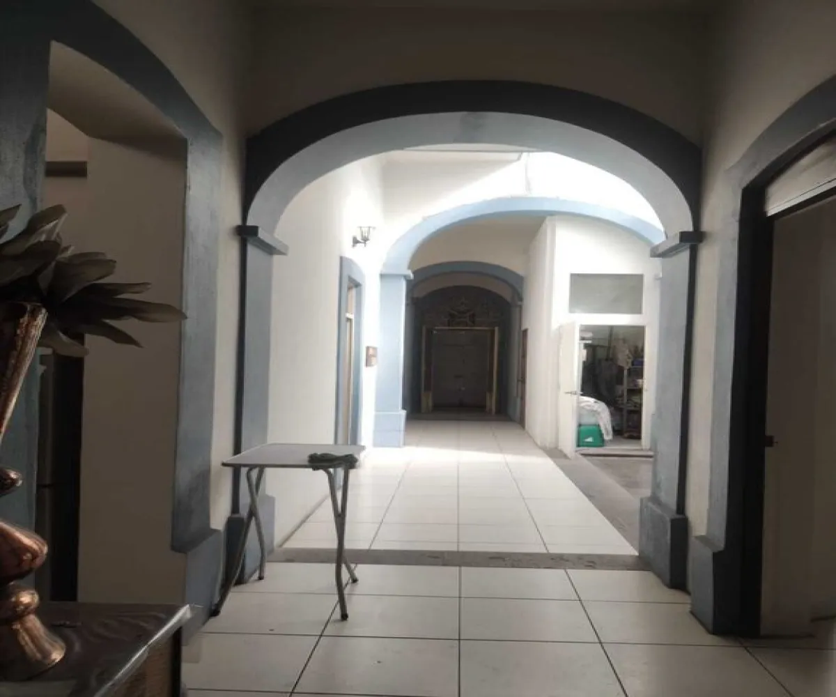 Casa En Venta,Santa Teresita,Avenida Enrique Díaz de León Norte 383, Guadalajara, Jalisco 44200, 3 Habitaciones,3 Baños,Avenida Enrique Díaz de León Norte,1,pNosN4Z