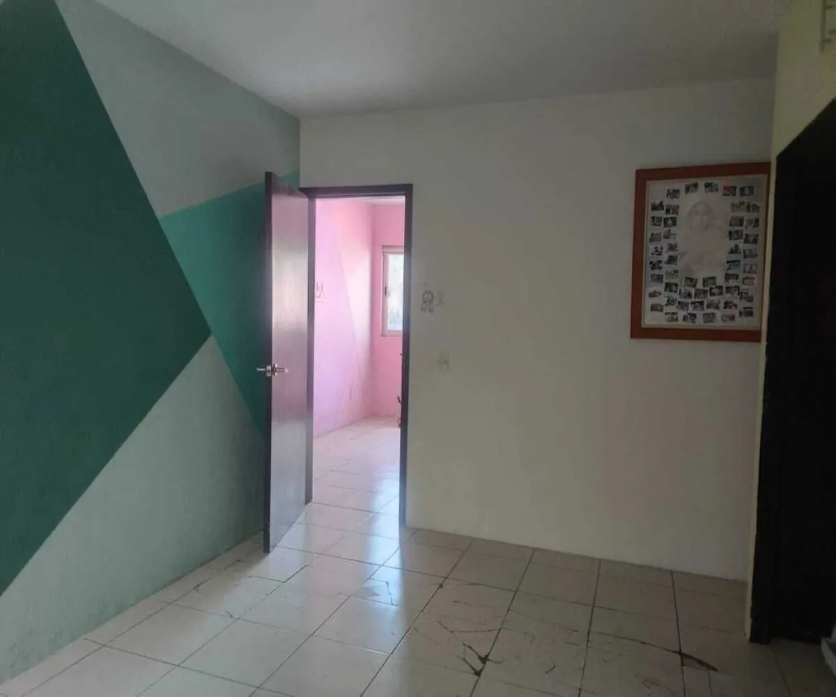 Casa En Venta,Santa Teresita,Avenida Enrique Díaz de León Norte 383, Guadalajara, Jalisco 44200, 3 Habitaciones,3 Baños,Avenida Enrique Díaz de León Norte,1,pNosN4Z