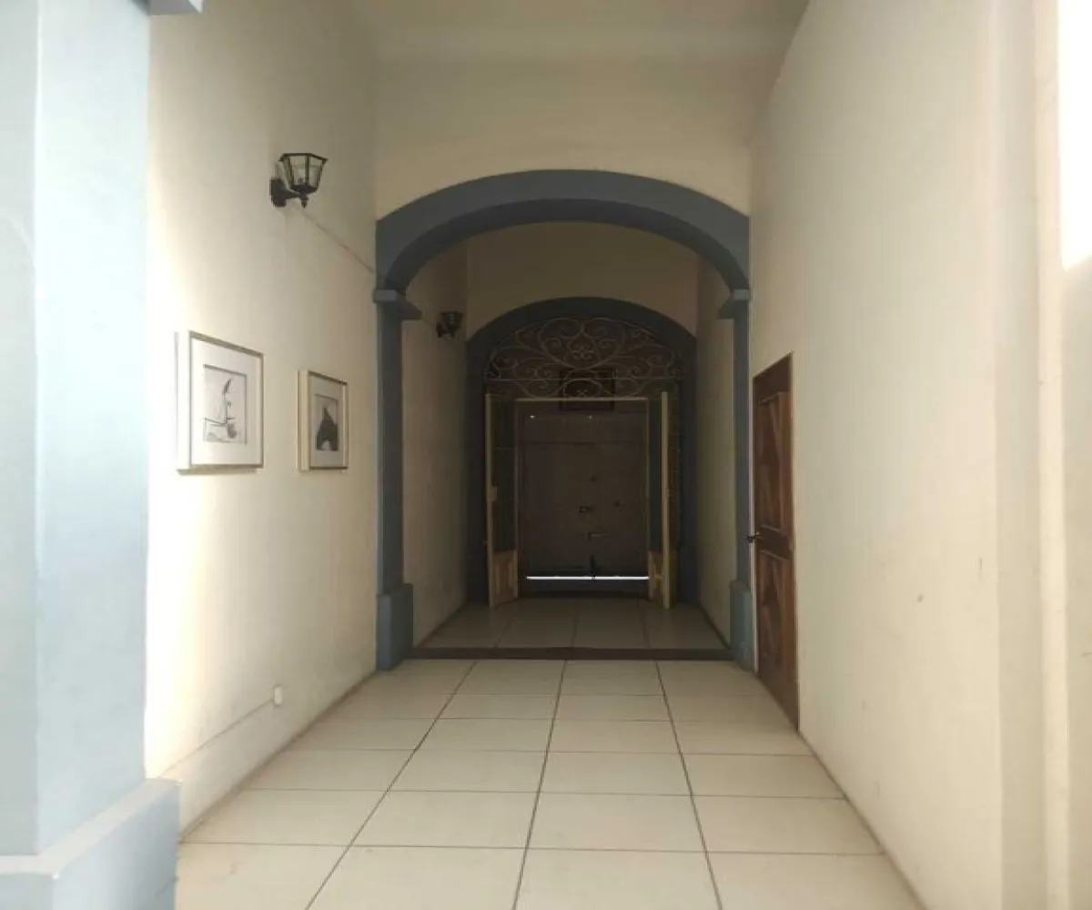Casa En Venta,Santa Teresita,Avenida Enrique Díaz de León Norte 383, Guadalajara, Jalisco 44200, 3 Habitaciones,3 Baños,Avenida Enrique Díaz de León Norte,1,pNosN4Z