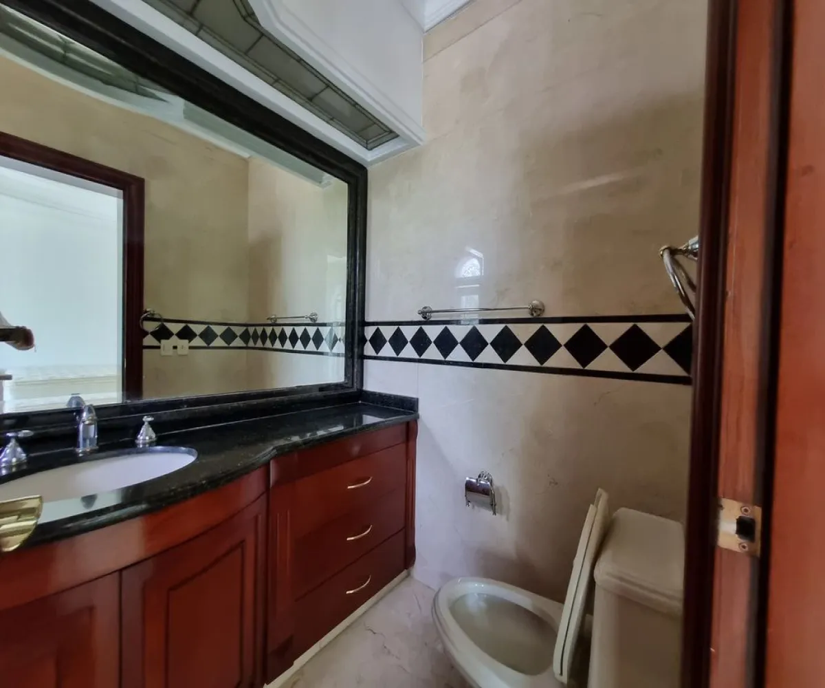 Casa En Venta,Fracc Puerta De Hierro,Sendero de Las Acacias 87, Zapopan, Jalisco 45116, 5 Habitaciones,5 Baños,Sendero de Las Acacias,3,pCZ8Te8