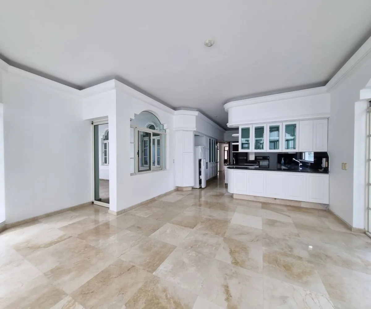 Casa En Venta,Fracc Puerta De Hierro,Sendero de Las Acacias 87, Zapopan, Jalisco 45116, 5 Habitaciones,5 Baños,Sendero de Las Acacias,3,pCZ8Te8