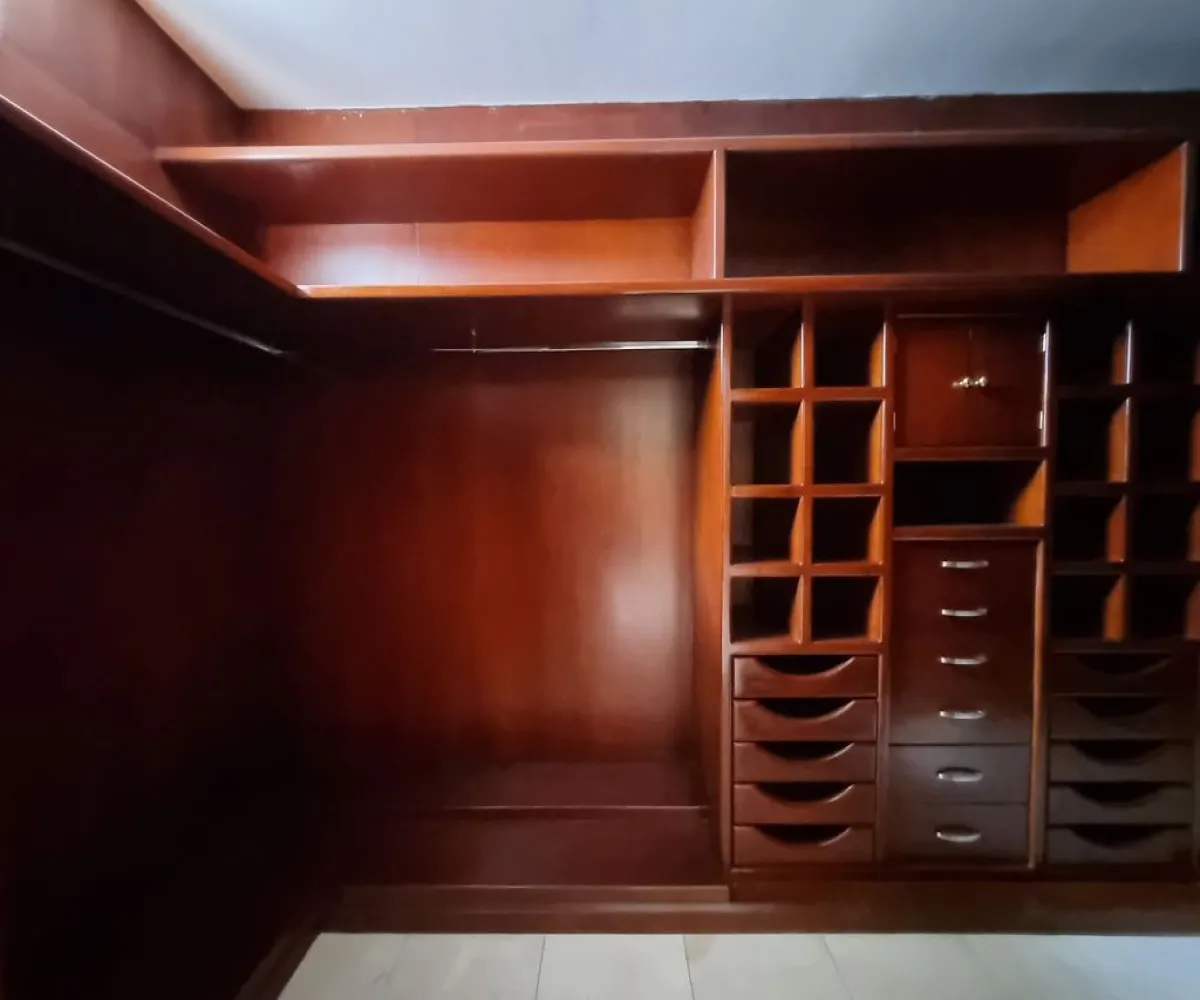 Casa En Venta,Fracc Puerta De Hierro,Sendero de Las Acacias 87, Zapopan, Jalisco 45116, 5 Habitaciones,5 Baños,Sendero de Las Acacias,3,pCZ8Te8