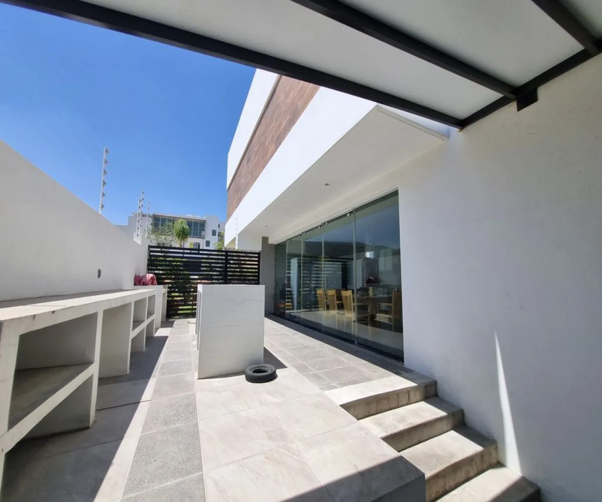 Casa En Venta,Los Robles,av paseo de los robles norte 223 260, Zapopan, Jalisco 45066, 4 Habitaciones,4 Baños,av paseo de los robles norte,4,pH8paUA
