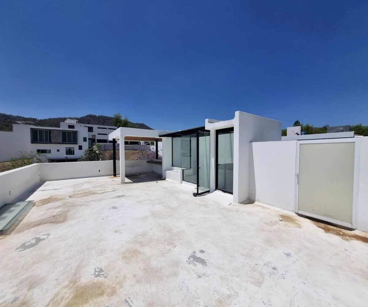 Casa En Venta,Los Robles,av paseo de los robles norte 223 260, Zapopan, Jalisco 45066, 4 Habitaciones,4 Baños,av paseo de los robles norte,4,pH8paUA