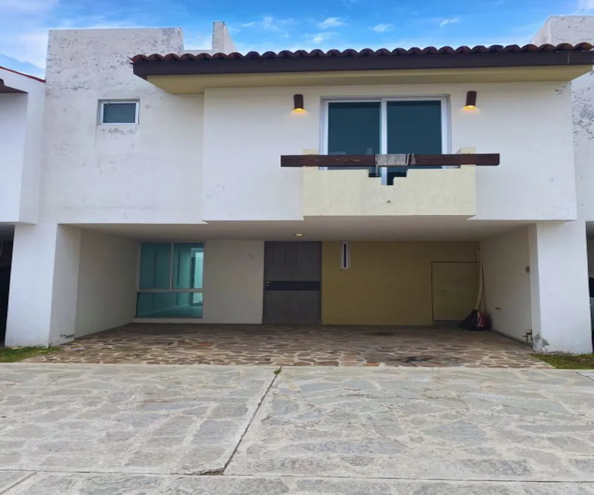 Casa En Venta,Santa Ana Tepetitlan,Prolongacion Avenida Guadalupe 1116 10, Zapopan, Jalisco 45230, 3 Habitaciones,2 Baños,Prolongacion Avenida Guadalupe,2,pmWogyz