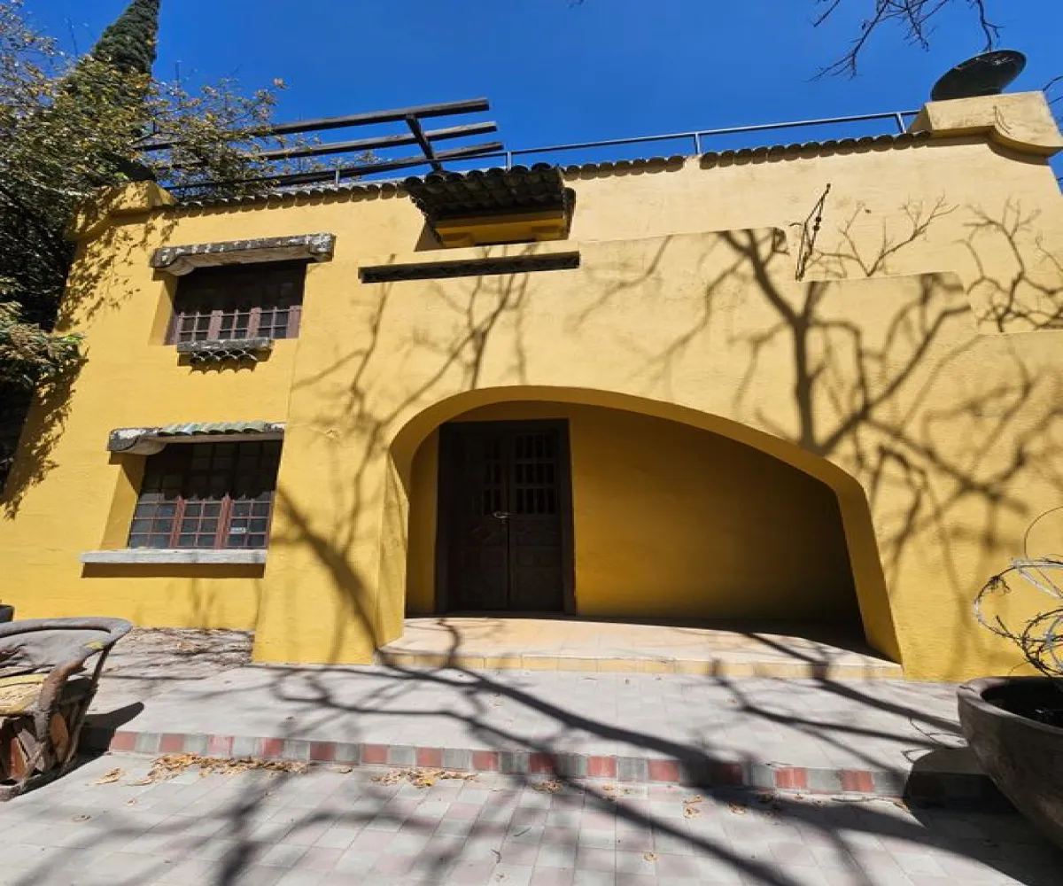 Casa En Venta,Lafayette,Avenida de la Paz 2316, Guadalajara, Jalisco 44160, 6 Habitaciones,1 Baño,Avenida de la Paz,1,ptms3Kg